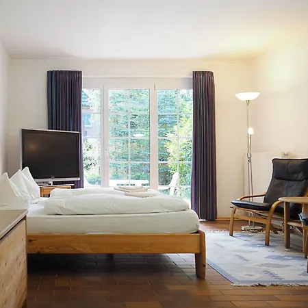 Gh - W2 Apartment *
